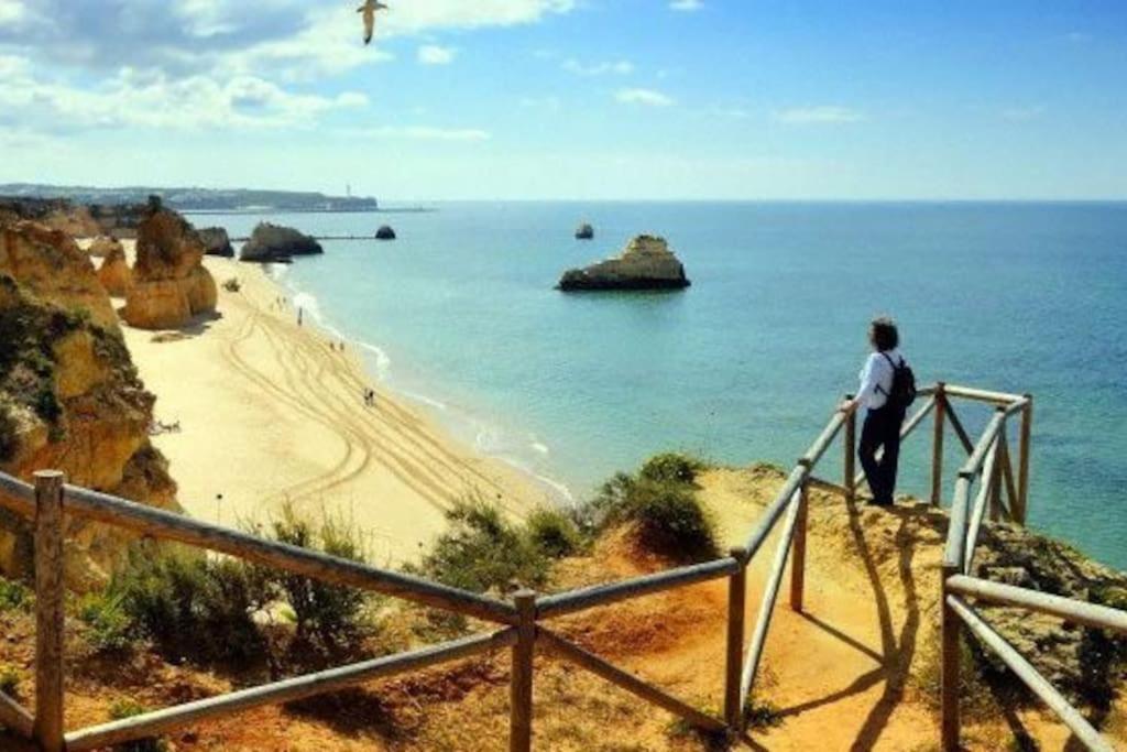Apartamento Encantador A 100M Da Praia Карвоейру Экстерьер фото